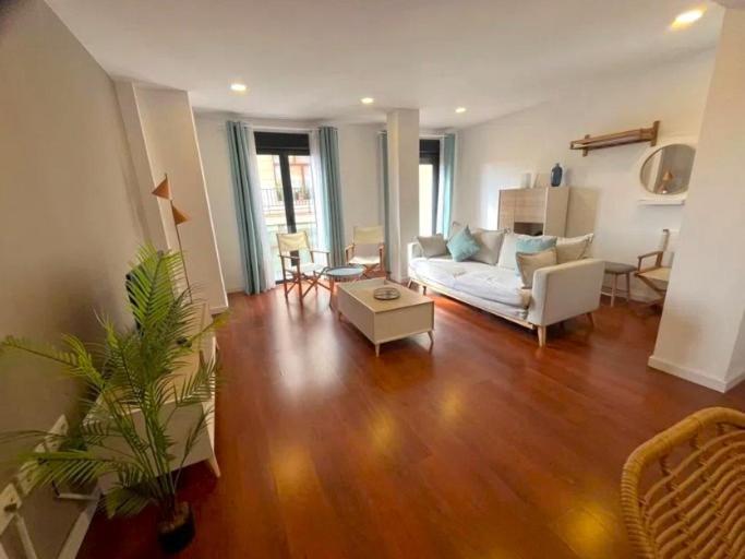 Expoholidays - Rueda Lopez Apartment *